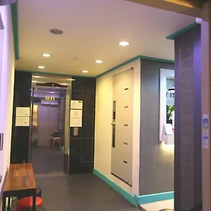 Must 2* Seoul