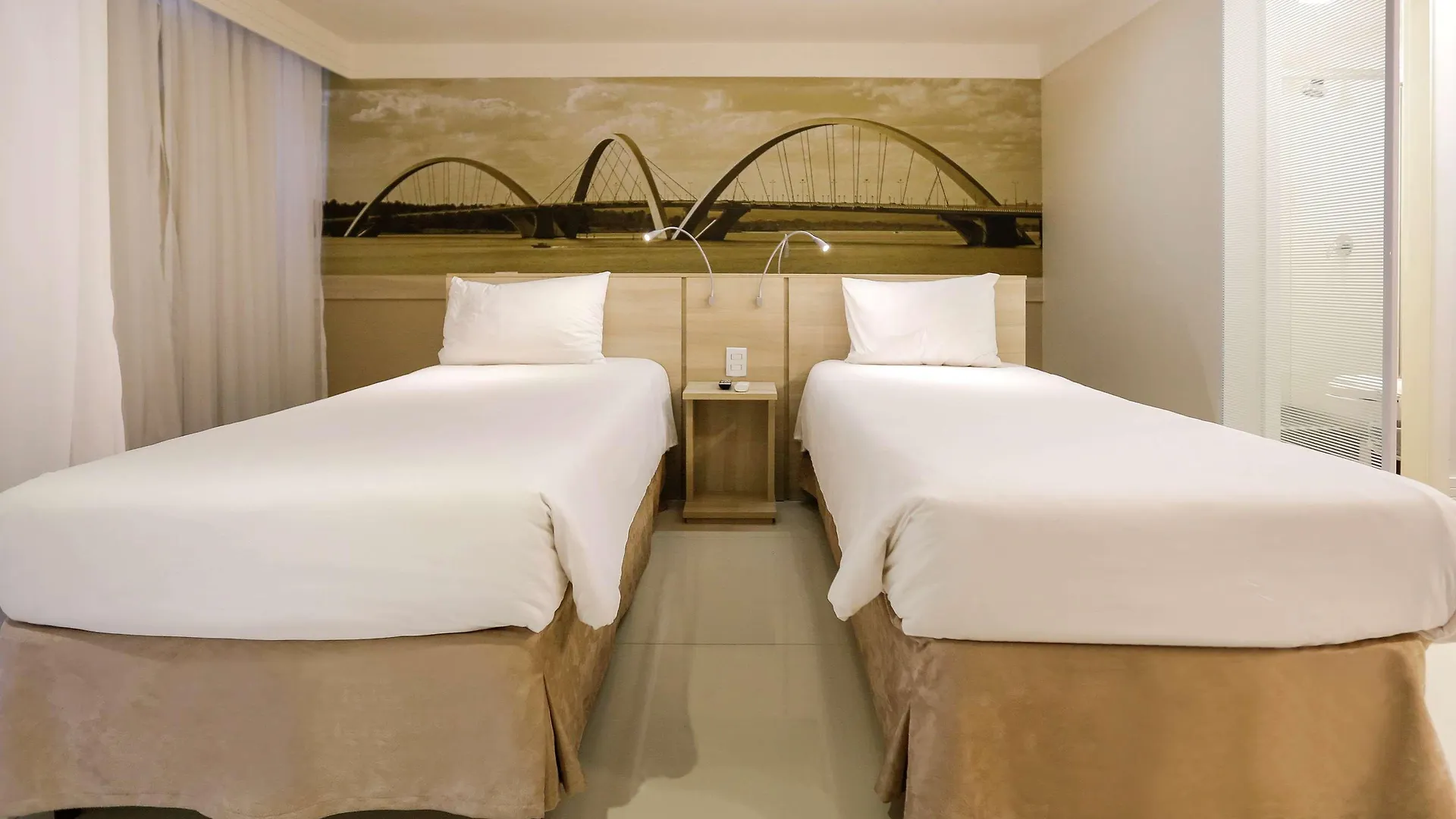 **** Hotel Mercure Brasilia Lider Brazil